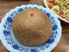 荞麦秧草肉丁包-雪琴面馆富安特色鱼汤面(城中花园店)