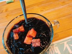 -临界音乐酒馆·小龙虾·江湖菜(华熙LIVE·鱼洞店)