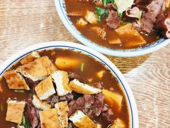 卤煮火烧-门框胡同百年卤煮(新街口店)