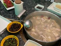 -一席地·本地鸡窝·杭帮鸡火锅(萧山银隆百货店)