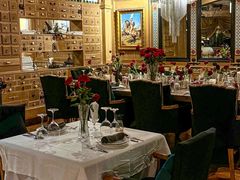 -火车头法国西餐厅