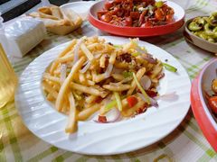 -老街烧烤大排档·地道湖北菜·龙虾馆(汉口火车站店)