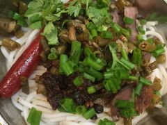 -红鼻子桂林米粉(金唐新光界店)