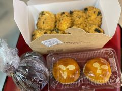 -鲍师傅糕点(江苏路店)