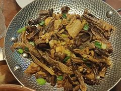 -雀舞云南菜(天津天河城购物中心店)