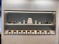 -TESLA 特斯拉(上海太古汇体验店)