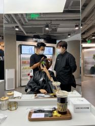 -变画·发型STUDIO