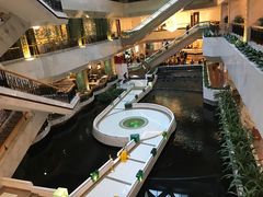 -广东大厦酒店(广州北京路步行街纪念堂地铁站店)