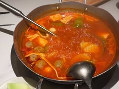 -左庭右院鲜牛肉火锅(金山万达店)