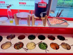 -憨孃孃·重庆老火锅(红山黑金店)