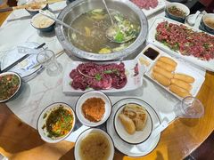 -乡土黄·鲜牛肉火锅·小龙虾(兴业街店)