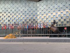 -东浩兰生上海世博展览馆