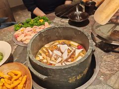 -芸山季·云南野生菌火锅(人民广场来福士店)