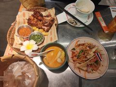 -小小集渔·泰式大排档(太古里香槟店)