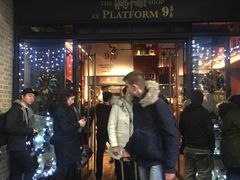 -九又四分之三站台