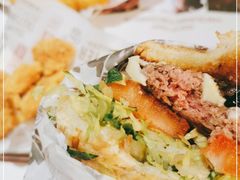 -The Habit Burger Grill 哈比特汉堡(复兴soho店)