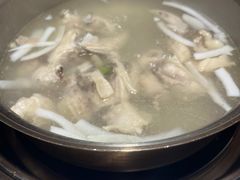 -喃喃椰·糟粕醋·椰子鸡火锅(七堡花园店)