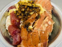 -梁阿婆廿年老牌扣肉糯米饭