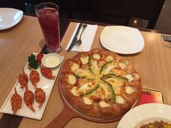 -必胜客(鼓楼店)