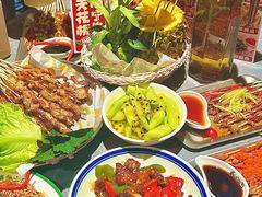 -威记烧嘢·南宁烧烤·超级生牛(绿地店)