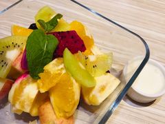 绚丽水果沙拉-必胜客(济微路店)