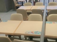 -灵芝妹子海鲜米线(凯德和平广场店)