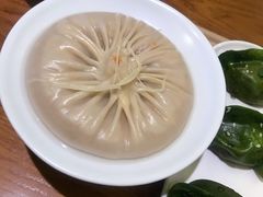 王牌蟹粉灌汤包-苏小柳手工点心(人民广场分院)