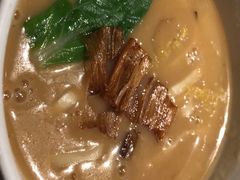 老娘炝锅面-马仕玖煲·融合菜·酥不腻烤鸭(人大店)