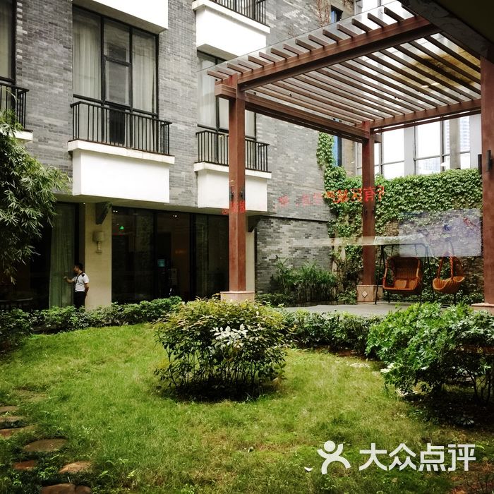 和润香水湾都市假日酒店