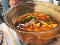 -满格嗦新疆椒麻鸡火锅.炒米粉(川大江安校区店)