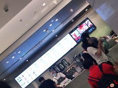 -喜茶(杭州滨江宝龙店)