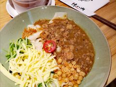 瑶柱卤肉干拌面-陳八两面家(滨江天街店)