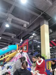 -欧酷世界动力星球(王府井奥莱UP TOWN店)