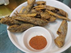 干炸黄花鱼-大鹅岛绿色生态美食园
