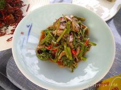 藤椒牛肚山野菜-后海16号·北京私房菜