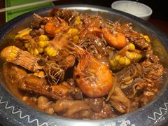 鸡爪全家福-蛮横肉蟹煲(印象城店)