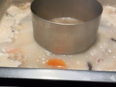 -尚尚仙·酸汤猪手·猪肚鸡火锅(华联万柳购物中心店)