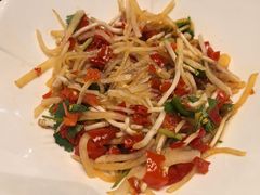 -黔蘑菇四季餐厅(观山湖店)