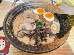 镇店黑丸黑香拉面-Uni 忧你の深夜食堂(浦江万达广场店)