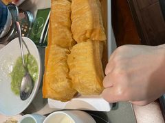 招牌超大油条-悦满楼·西关名点·湛江名菜(航空综合大厦店)