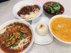 -李与白包子铺(桐梓林店)
