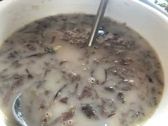 -鹏城人家海鲜酒家·23年老字号(较场尾店)