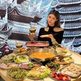 这家的酸汤火锅，好吃到炸裂！
