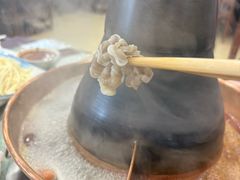 -楼外楼大刀肉传统火锅(西安大路店)