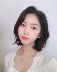 -Hello Lady发型设计