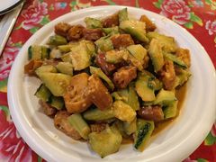 黄瓜拌油条-闯关东东北农家菜(崂山石老人店)