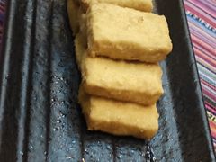 -香巴拉云南餐厅(华莱坞店)