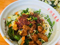 精瘦肉臊子面-手擀菠菜面(西康路店)