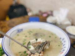 鱼头豆腐汤-湘满堂菜馆(花巷店)