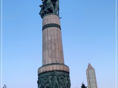 -人民防洪胜利纪念塔